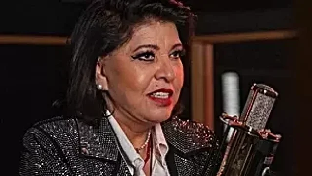 Roberta Miranda revela segredos sobre romances com mulheres